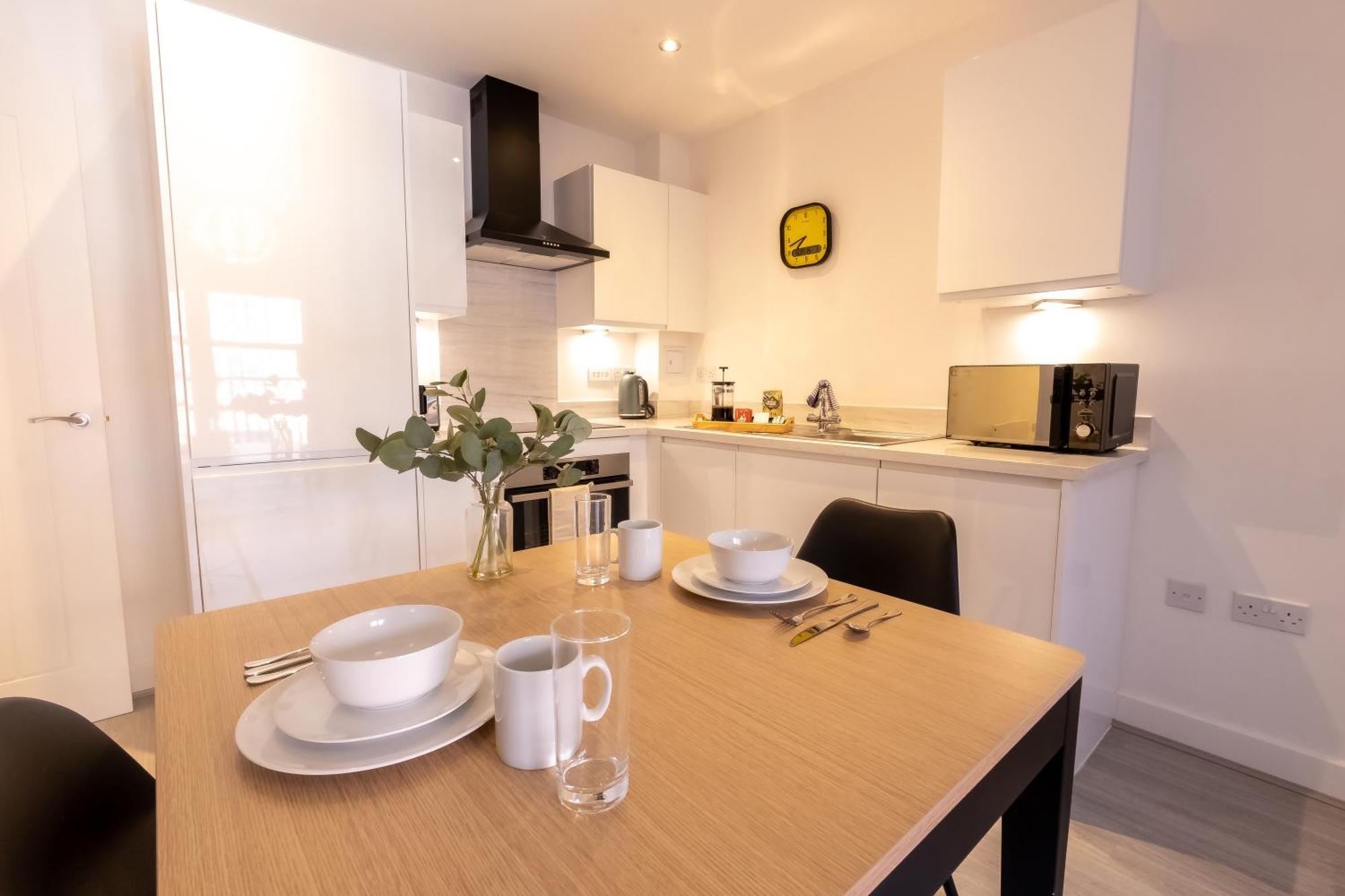 ברמינגהאם Pristine 1 And 2 Bedroom Apartments Near Business District By Belvilla מראה חיצוני תמונה